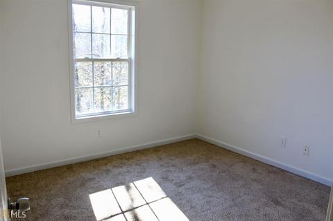 112 Powhatan Rd, Jackson, GA 30233 photo 9