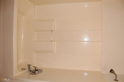 112 Powhatan Rd, Jackson, GA 30233 photo 12