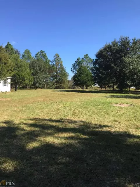 111 Lambert Ln, Sylvester, GA 31791 photo 2