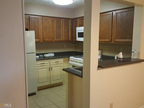 6429 Oakleaf Way, Morrow, GA 30260 photo 5