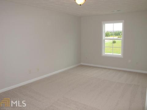 305 N Pointe Dr, Lagrange, GA 30241 photo 10