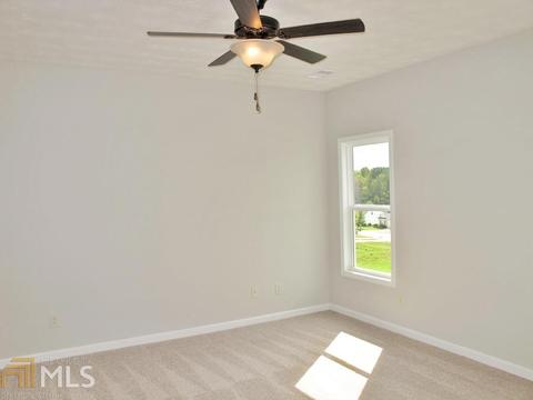 305 N Pointe Dr, Lagrange, GA 30241 photo 6