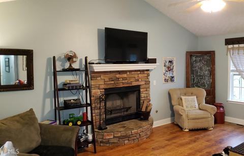 145 Crawley Rd, Williamson, GA 30292 photo 4