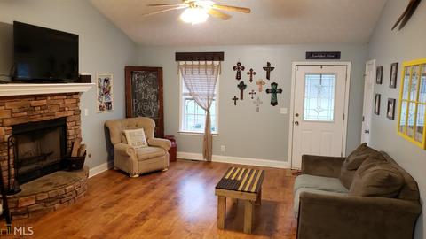145 Crawley Rd, Williamson, GA 30292 photo 3