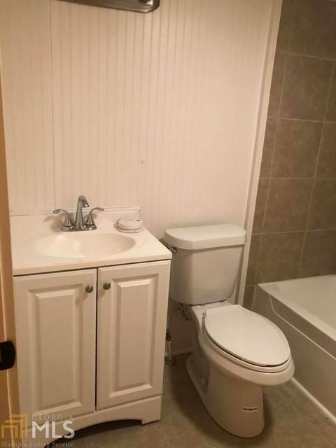 699 Long Cir, Toccoa, GA 30577 photo 10
