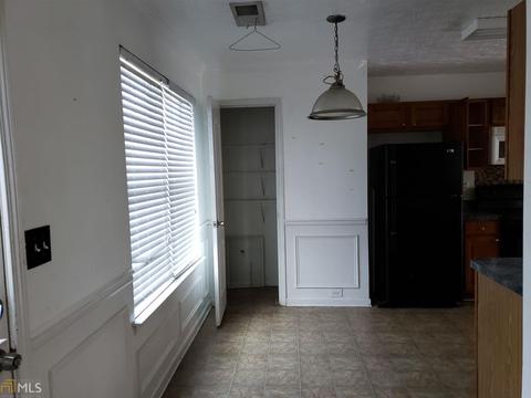 6473 E Meyer Dr, Morrow, GA 30260 photo 7