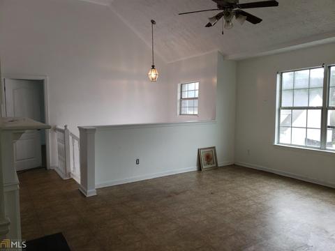6473 E Meyer Dr, Morrow, GA 30260 photo 5