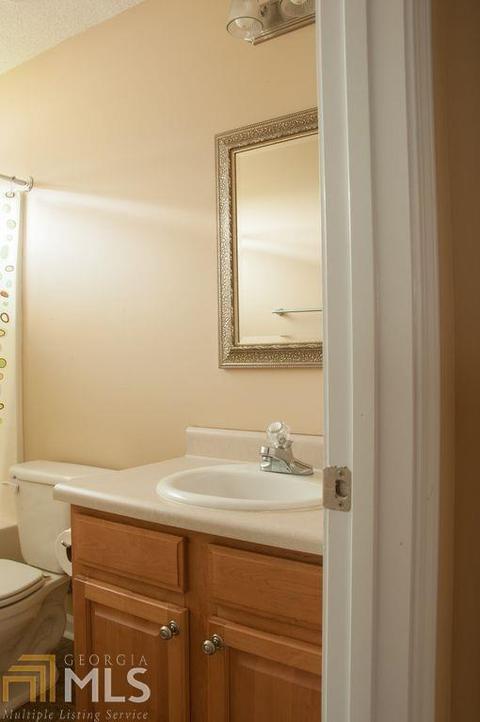 142 Amber Dr, Byron, GA 31008 photo 9