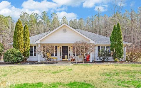 415 Oak Dr, Toccoa, GA 30577 photo 1