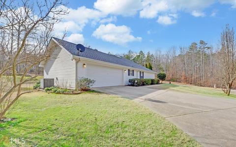415 Oak Dr, Toccoa, GA 30577 photo 33
