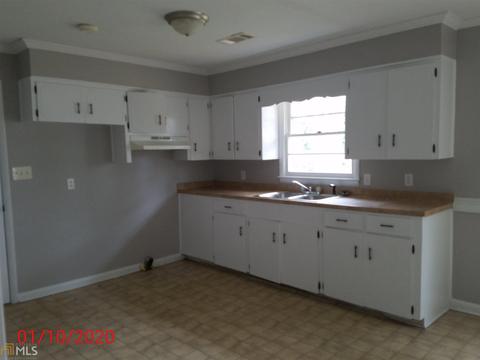 318 Caesar Rd, Winder, GA 30680 photo 9