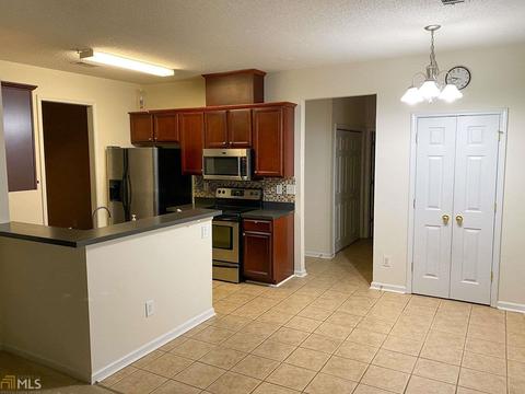 1868 Central Park Loop, Morrow, GA 30260 photo 10