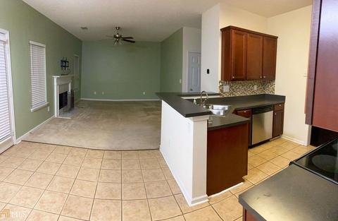1868 Central Park Loop, Morrow, GA 30260 photo 8