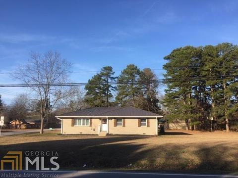 284 E Broad St, Winder, GA 30680 photo 2