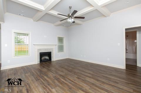 305 Gibson Cir, Perry, GA 31069 photo 4