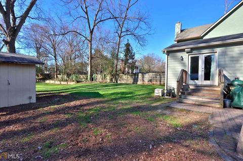 2832 Georgian Dr, Chamblee, GA 30341 photo 9