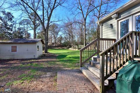 2832 Georgian Dr, Chamblee, GA 30341 photo 10