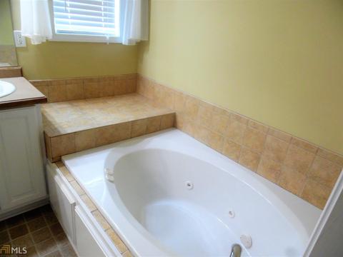 185 Saddle Ln, Covington, GA 30016 photo 11