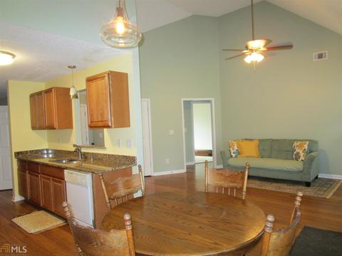 1186 Eagles Pass, Mcdonough, GA 30253 photo 4