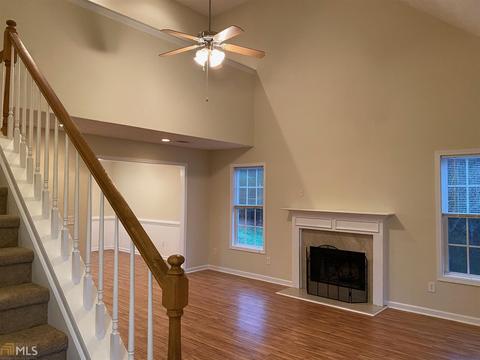 90 Meadow Overlook Dr, Covington, GA 30016 photo 3