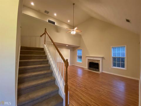 90 Meadow Overlook Dr, Covington, GA 30016 photo 2