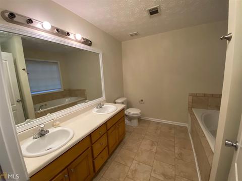 90 Meadow Overlook Dr, Covington, GA 30016 photo 14