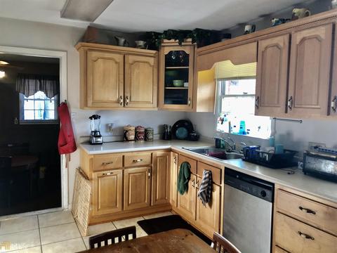 109 Collins St, Lyons, GA 30436 photo 3