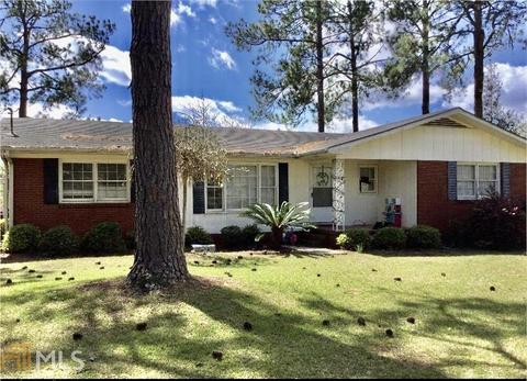 109 Collins St, Lyons, GA 30436 photo 1
