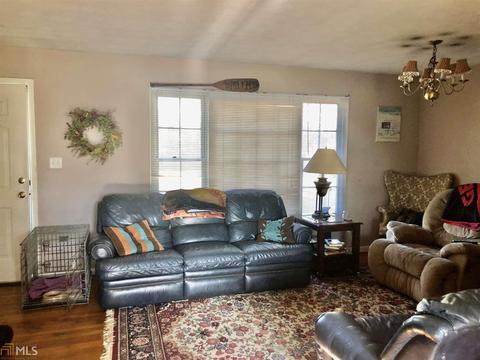 109 Collins St, Lyons, GA 30436 photo 4