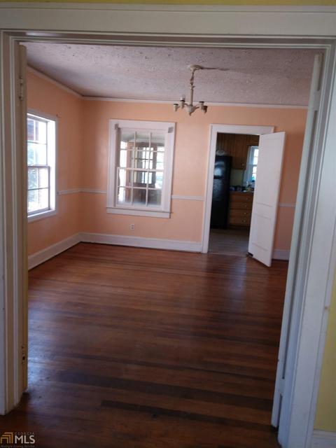 439 Forsyth St, Barnesville, GA 30204 photo 11