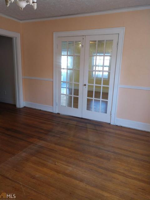 439 Forsyth St, Barnesville, GA 30204 photo 10
