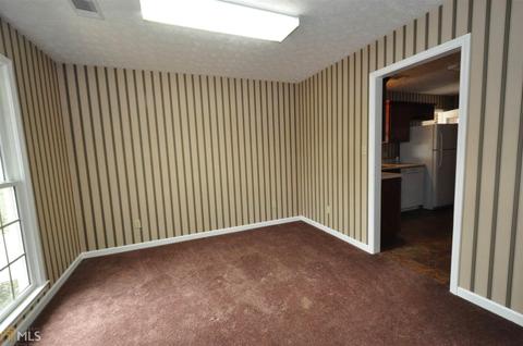 229 Cosby Dr, Lagrange, GA 30241 photo 9
