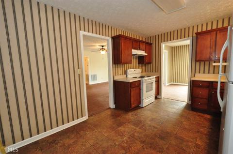 229 Cosby Dr, Lagrange, GA 30241 photo 7