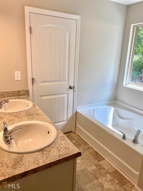 320 Brook Ct, Temple, GA 30179 photo 5