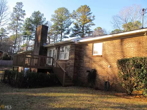 208 Lake Forest Dr, Lagrange, GA 30240 photo 17