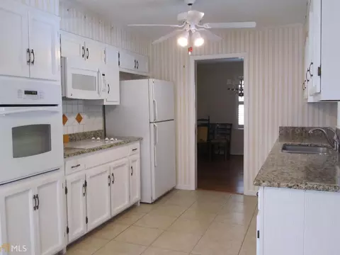 208 Lake Forest Dr, Lagrange, GA 30240 photo 8