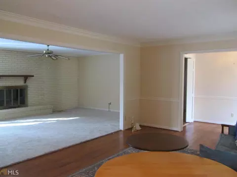 208 Lake Forest Dr, Lagrange, GA 30240 photo 4