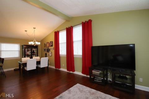 814 Piney Woods Dr, Lagrange, GA 30241 photo 3