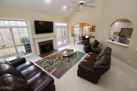 173 Wellington Dr, Lagrange, GA 30240 photo 4