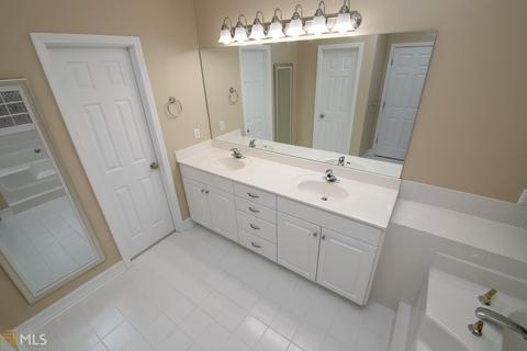 173 Wellington Dr, Lagrange, GA 30240 photo 12