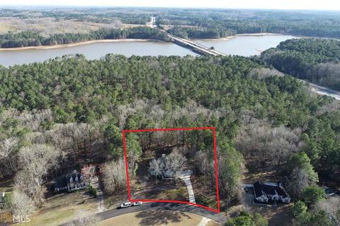 173 Wellington Dr, Lagrange, GA 30240 photo 2