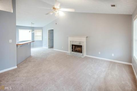 70 Spring Valley Xing, Covington, GA 30016 photo 4