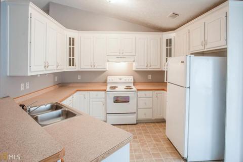 70 Spring Valley Xing, Covington, GA 30016 photo 8