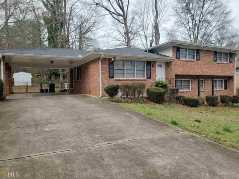 449 Pine Shadows Ln, Stone Mountain, GA 30088 photo 2