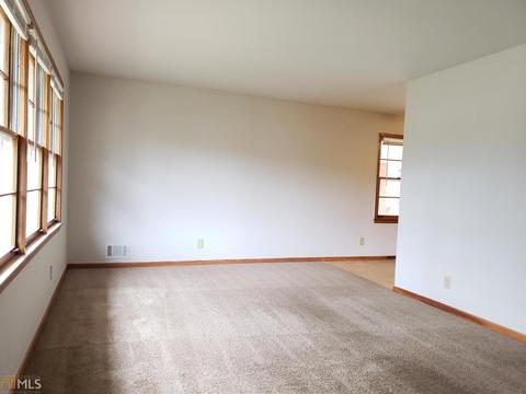 449 Pine Shadows Ln, Stone Mountain, GA 30088 photo 7