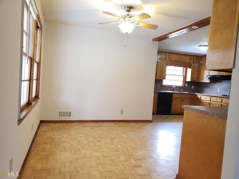 449 Pine Shadows Ln, Stone Mountain, GA 30088 photo 5
