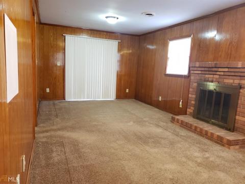 449 Pine Shadows Ln, Stone Mountain, GA 30088 photo 6