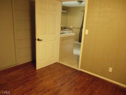 20 Taylor Rd, Covington, GA 30014 photo 9