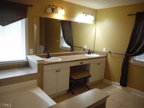 20 Taylor Rd, Covington, GA 30014 photo 3