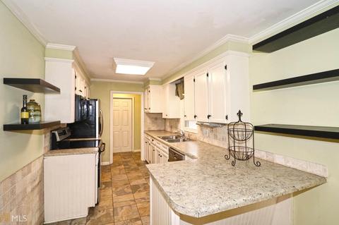 209 Brookwood Dr, Warner Robins, GA 31088 photo 17